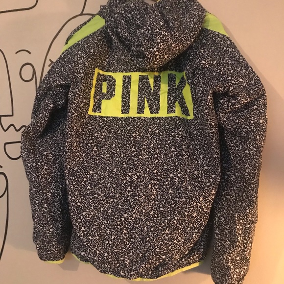 Barely worn lined Pink jacket! - Picture 2 of 4